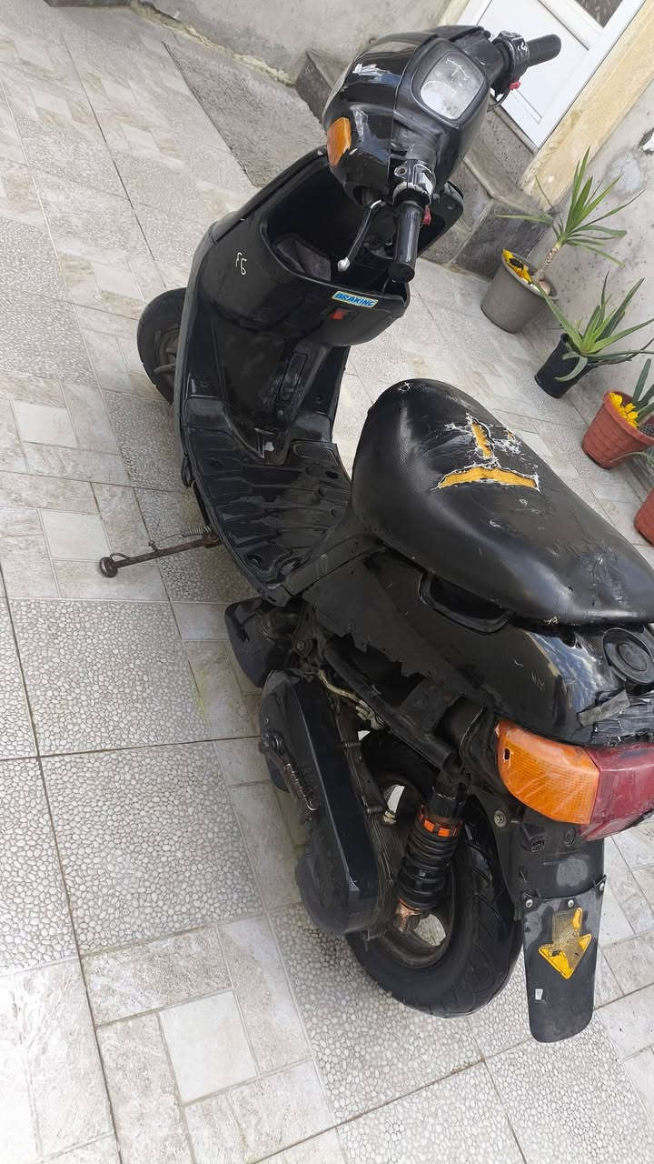 ماطور بوتين للبيع
شغال نظيف يحتاج فقط بتبديل تاير خلفي 
سعر 115 الف 
مكاني موصل جانب ايسر حي المزارع 
***********
