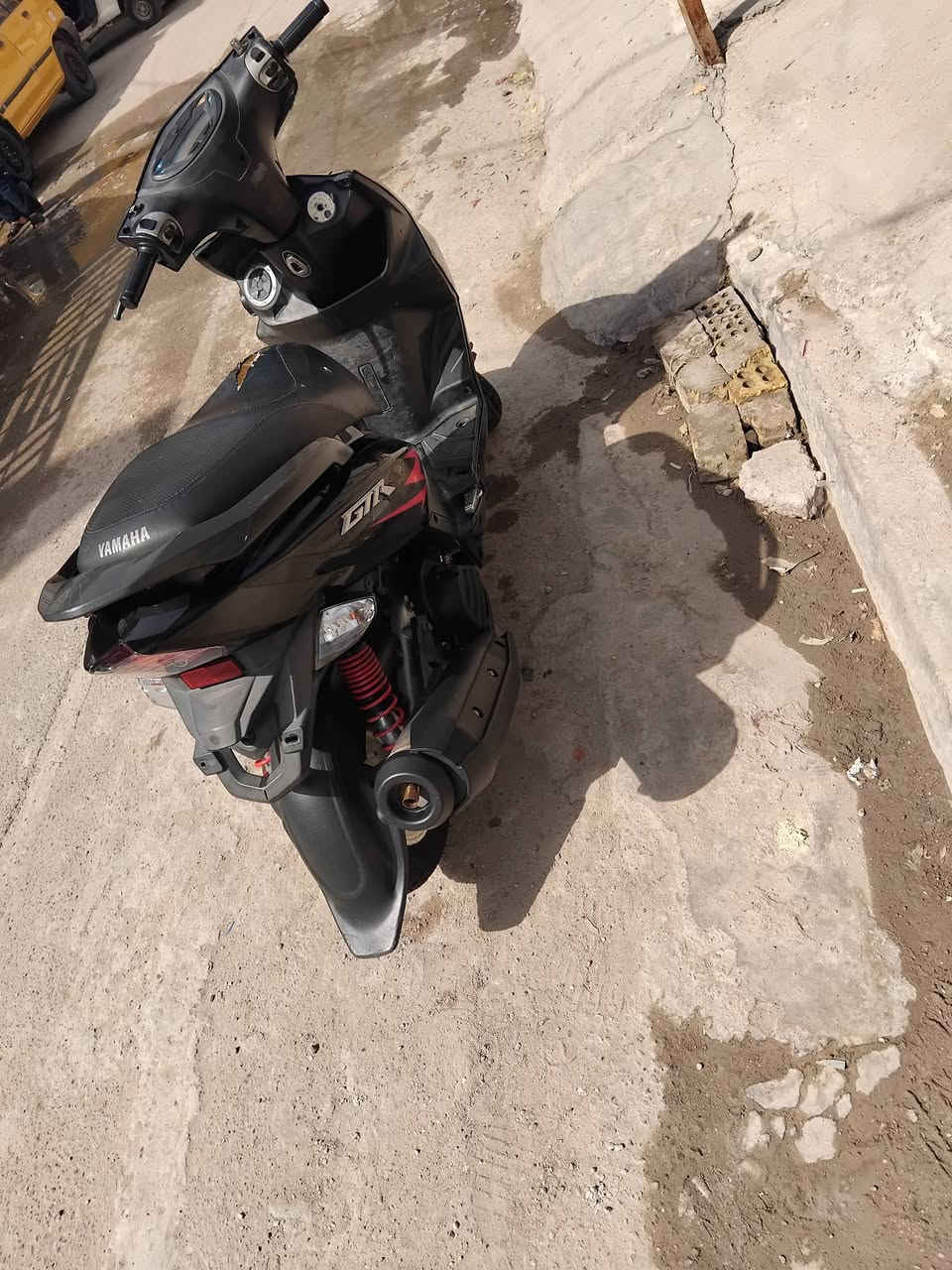 للبيع جيتي ار الدراجة مال رمبة جديدة حيلل سعرهة ٨٥٠ او بيهة مجال للشراي مكانهة البياع رقم ***********
