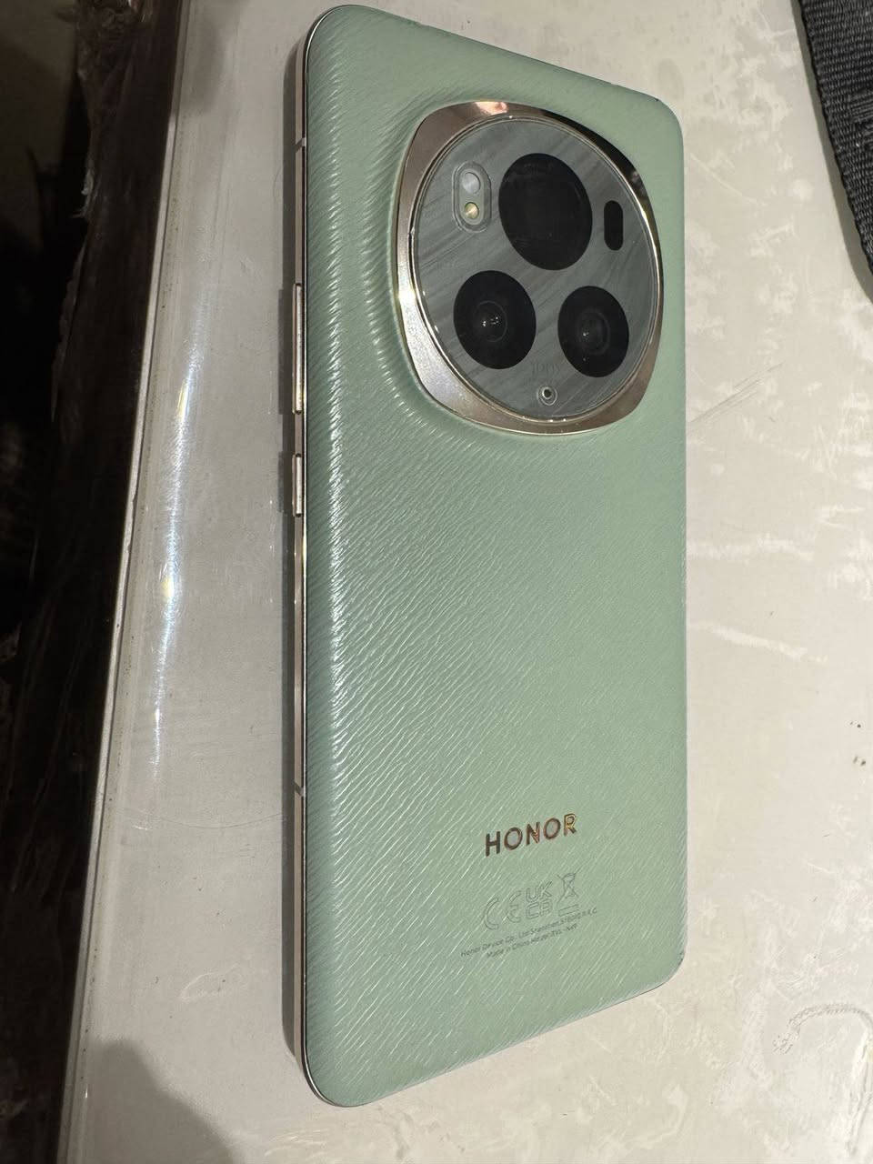 السلام عليكم كل عام وانتم بالخير هونر ماجك 6 برو ذاكرة 512 بي فطر بالكلاسة في الاعلى للبيع السعر 500 مع كافة الملحقات


**إذا كنت صاحب هذا الإعلان وتريد حذفه لأي سبب، رجاءا أرسل رسالة إلى الدعم الفني**