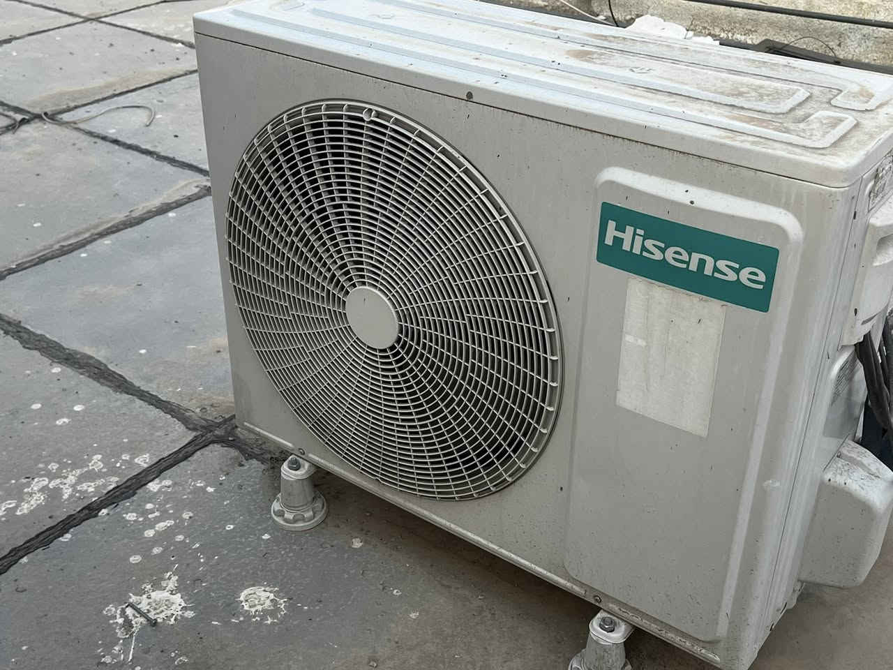 السلام عليكم سبّلت ٢ طن سعره ٤٥٠ 
***********
