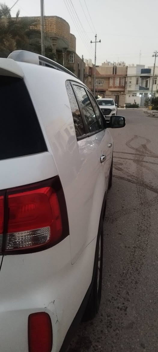 15امريكي 4سلندر مكفوله من الصبغ فقط بارد خمسه راكب دواخل جلد اسود كامره حساس خلفي  الناصريه المركز السعر 150وبي مجال 
*********** ناصرية, ذي قار
