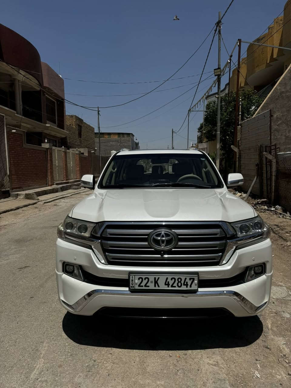 لاندكروزر 2017 مكفولة
السيارة نظيفة وجاهزه
محرك كير شاصي على الفحص
مكفولة من الحوادث والغرق

المواصفات:
 • محرك 6 سلندر
 • دبل ثقيل وخفيف
 • بصمة تشغيل
 • شاشة وكالة
 • كاميرا خلفية
 • تحكم بالمقود
 • مثبت سرعة
 • مقاعد جلد
 • مكيف ثلج
 • صيانة منتظمة
***********   سعر السياره 45 الف وبيها مجال
