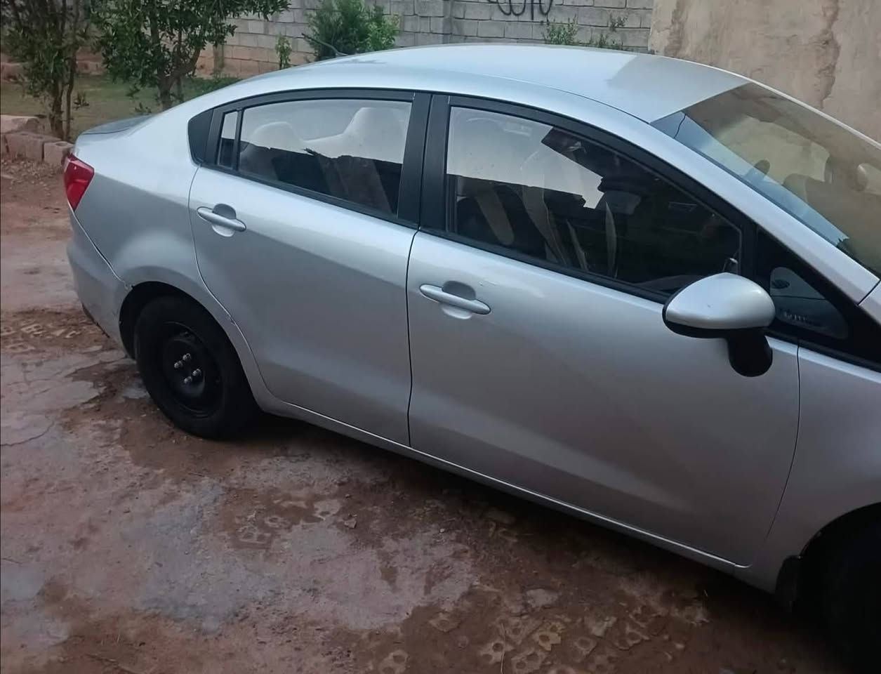 سلام عليكم كيا ريو موديل 16 خليجيه رقم واسط انكليزي سنويه ل 29 كير ومكينه كفاله مكينه 1600 دوش سونار موجود بلمنشور سعر 75 وبيهه مجال مكان كوت ***********
