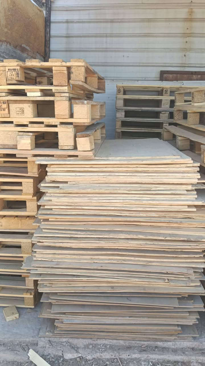 فايبر العدد130 سعر القطعه3 الف مكاني بغداد مدينه الصدر ***********
