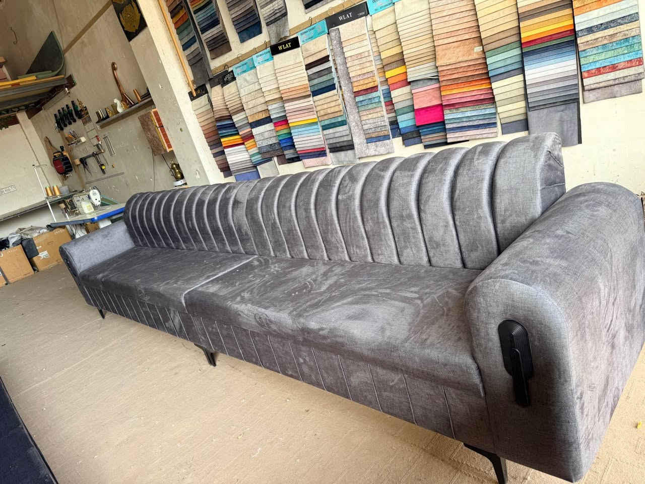 ✨ معمل الأمين الملكي ✨
لصنع القنفات حسب الطلب

🛋️ نشتغل حسب الطلب
📐 تفصيل دقيق حسب القياسات
🧵 متوفر جميع أنواع الأقمشة
🪑 تخم قنفات بجودة عالية ولمسة احترافية

📍 العنوان: كركوك – الحي العسكري – قرب جامع خديجة
📞 للاستفسار: ***********

الأمين الملكي… جودة تميز بيتك كركوك, العراق
