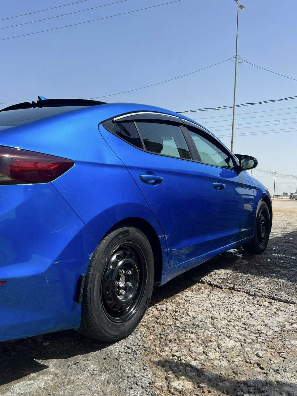 السلام عليكم النتره 2017 امريكي ماشيه 159
سياره نظيفه وناعمه بيهه البنيد صبغ فقط بدون فتح والجاملغ جه السايق مبدل وشويه من الباب والباقي كفاله كير مكينه حلوات (المكينه مفتوحه) شغل درجه اولى ترايك وين متريد 
تبريد تدفئه شرط تلث انظمه قياده شاشه+كامره  حداديه نظيفه تايرات نظيفه شباك نيكل السعر 119 وبيهه مجال قليل تريد تحويل او وكاله مكاني نجف + رقمي ***********
