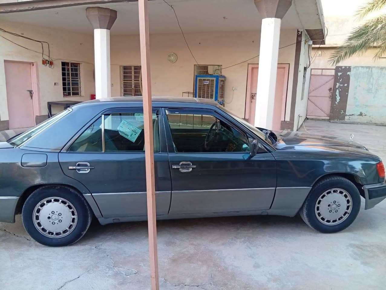 السلام عليكم مارسدس للبيع موديل 1988 رقم
صلاح الدين
محرك  بطه 2500 كير ومحرك بشرط او اكسل بشرط سنويه لحد 2028 تبريد مو شغال مكان السياره ديالى قره تبه الشراي خلي يتصل *********** مااجاوب خاص
السعر 47وبيهه مجال شويه
