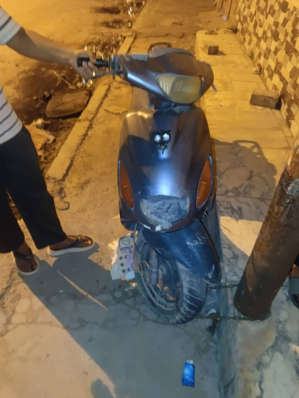 سلام عليكم دراجه لكزز للبيع الدراجه واكفه شنو عطله ما اعرف ولله الدراجه ابيعه كوم حديد السعر 120 وبيه مجال للشراي مكاني القرنه كراج المدينه للتواصل واتساب فقط  *********** واتساب فقط @الجميع
