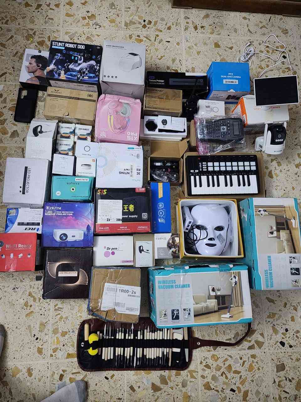 شلعة الكتروني الكتروني فقط انطونه سعر باليرضي الله عددها موضح بالصورة من 35 الى 40 قطعة كلهن قطع استندر او بيهن خبزة ❤️


**إذا كنت صاحب هذا الإعلان وتريد حذفه لأي سبب، رجاءا أرسل رسالة إلى الدعم الفني**