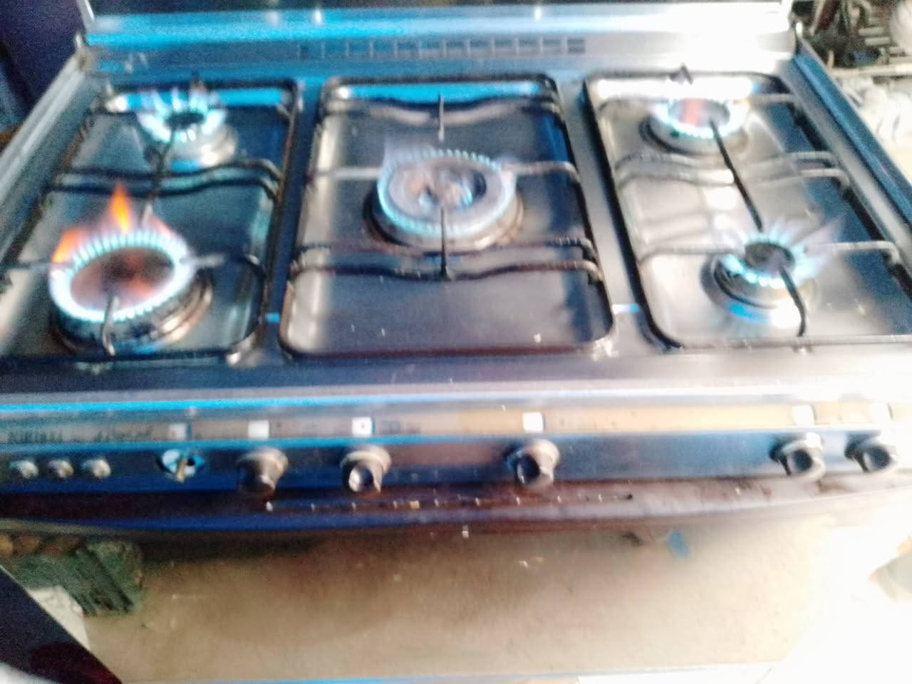 طباخ كريازي البيع


**إذا كنت صاحب هذا الإعلان وتريد حذفه لأي سبب، رجاءا أرسل رسالة إلى الدعم الفني**