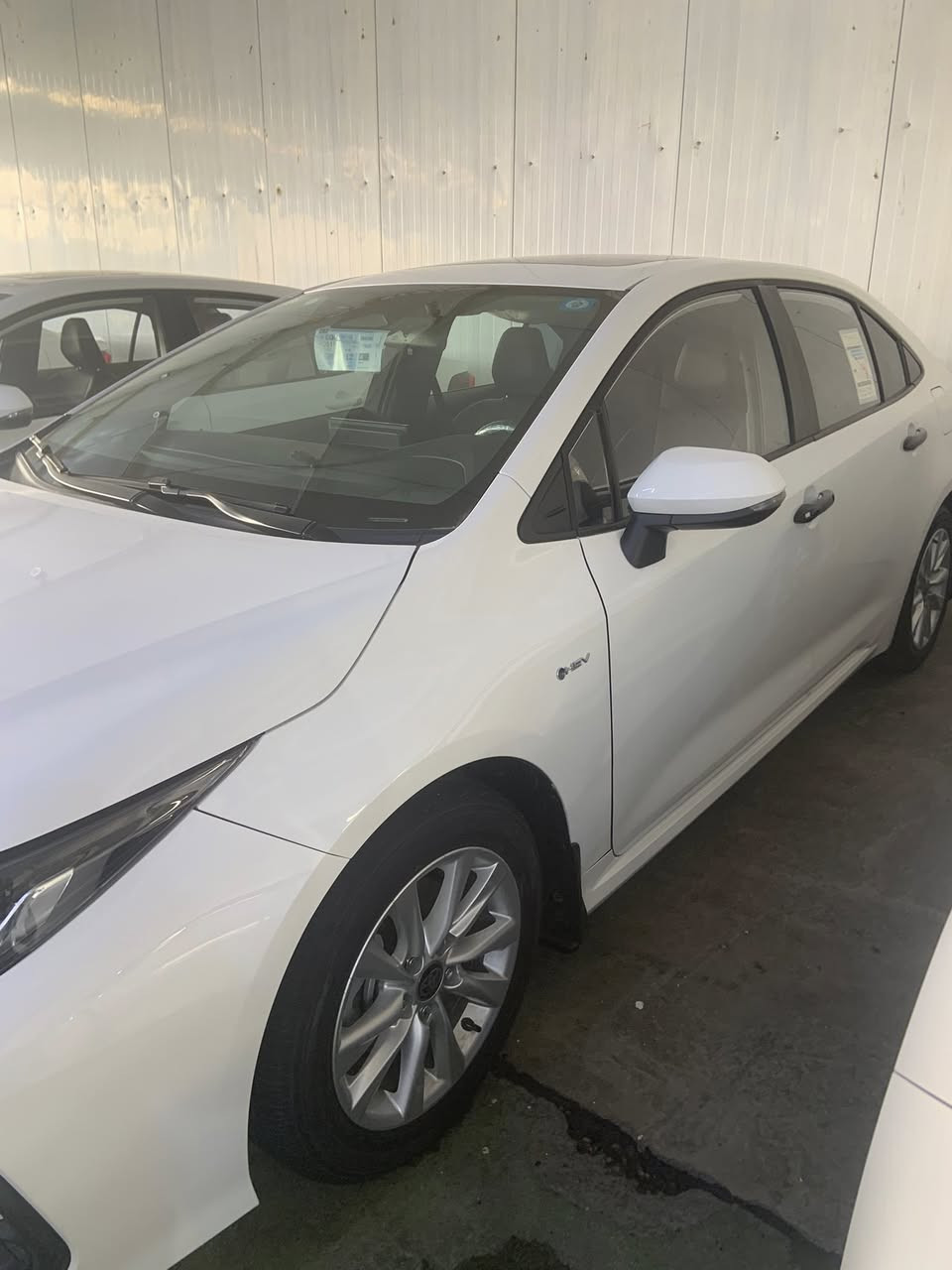 السلام عليكم كورله 2025تجميع صيني فول مواصفات شكل الخليجي رقم بغداد الجديد ماشيه 12الف  سياره كفاله عامه بعده بوضع الشركه سعرها 1٥٨ وبيه مجال مكاني بغداد معارض النهضه  ***********
