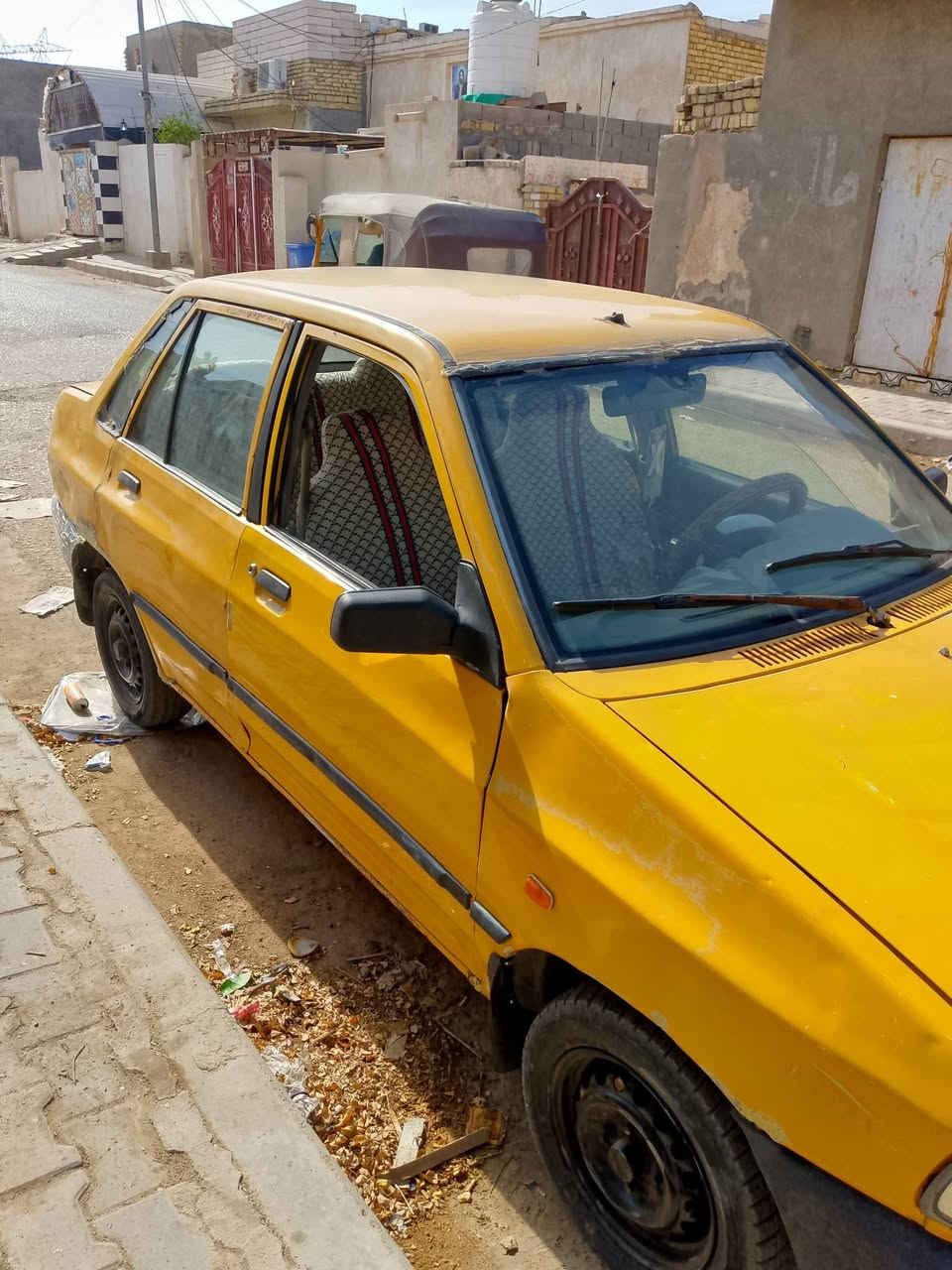 سايبه للبيع موديل ٢٠١٢ مكينه أو كير جدد براكين جدد تاير باتري جدد كهربائيات كله شغاله  راعيه موجود هيئه غرامات على المشتري مكاني القادسيه ميسان سعر ١٢ورقه أو به مجال  رقم صاحبه ***********

