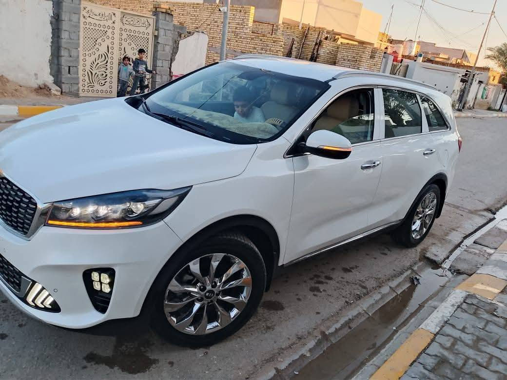 كيا سورنتو 2018 خليجي V6   ماشية 160 الف محرك مكفول بدون فتح وتنقيص وبخار السيارة خير من الله باسمي شكت ماتريد اداورلك رايدهه ب135 وبيهه مجال واتصل وبيك خير وتدلل مكانهه واسط ***********

