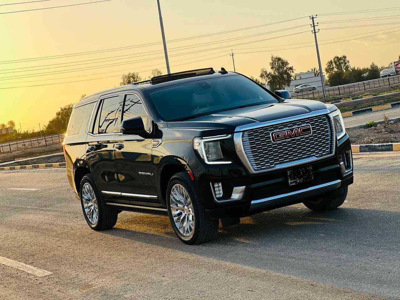 جمسي يوكن 2021 دينالي 
فول فول مواصفات 1/ 1 ( خـليـجـي ) 
وكالة المنصور.#مكينه #وكير #كفاله من الفتح ومن اي شي
السيارة بيها باب صبغ اثر تخريب فقط 
ماشية 100 الف 
المواصفات
محرك  V8 6.2 
مقاعد جلد vib اوف وايت 
ويل 22 انج 
دخول ذكي بدون مفتاح 
جكات كهرباء 
حساسات امامي خلفي 
رادارات امامي وخلفي مع نظام مانع التصادم التلقائي 
كامره 360 
دبل اكسل 
حساسات امامي خلفي 
مقاعد كهرباء امامية وخلفية      
بالأضافة الى التدفئة والتبريد 
داتا شو 
شاحن لا سلكي 
بانوراما 
صندوق كهرباء 
دوسات كهرباء 
ثلاجة لغاية درجة - 5
لايتات زنون LED 
انظمة قيادة متعدده
مكان السيارة بغداد 
مواصفات الدينالي معروفة متخلص
السيارة معروضه 438$وبيها مجال جداً بسيط حك الجيه فقط
***********
