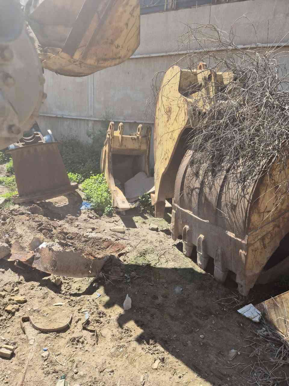 السلام عليكم ورحمة الله وبركاته كيلات عدد 6 للبيع ماعرف التفاصيل بالضبط رقم صاحب الحلال ***********
