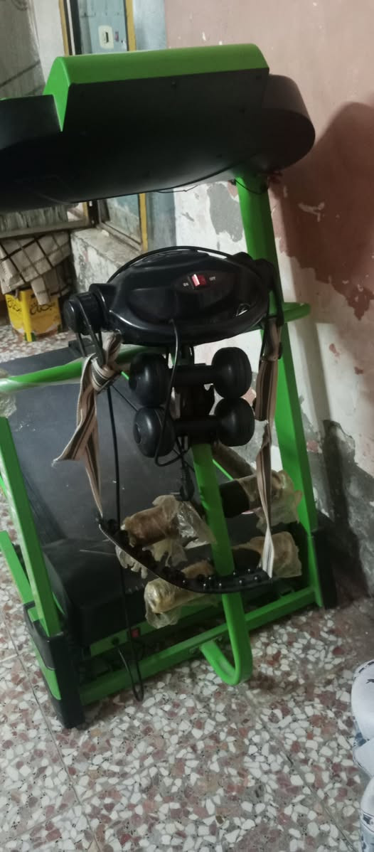 السلام عليكم جهاز جري اخو الجديد جبلي للبيع السعر ٢٥٠العنوان الشهداء مال البياع قرب جامع معاذا ابن جبل


**إذا كنت صاحب هذا الإعلان وتريد حذفه لأي سبب، رجاءا أرسل رسالة إلى الدعم الفني**