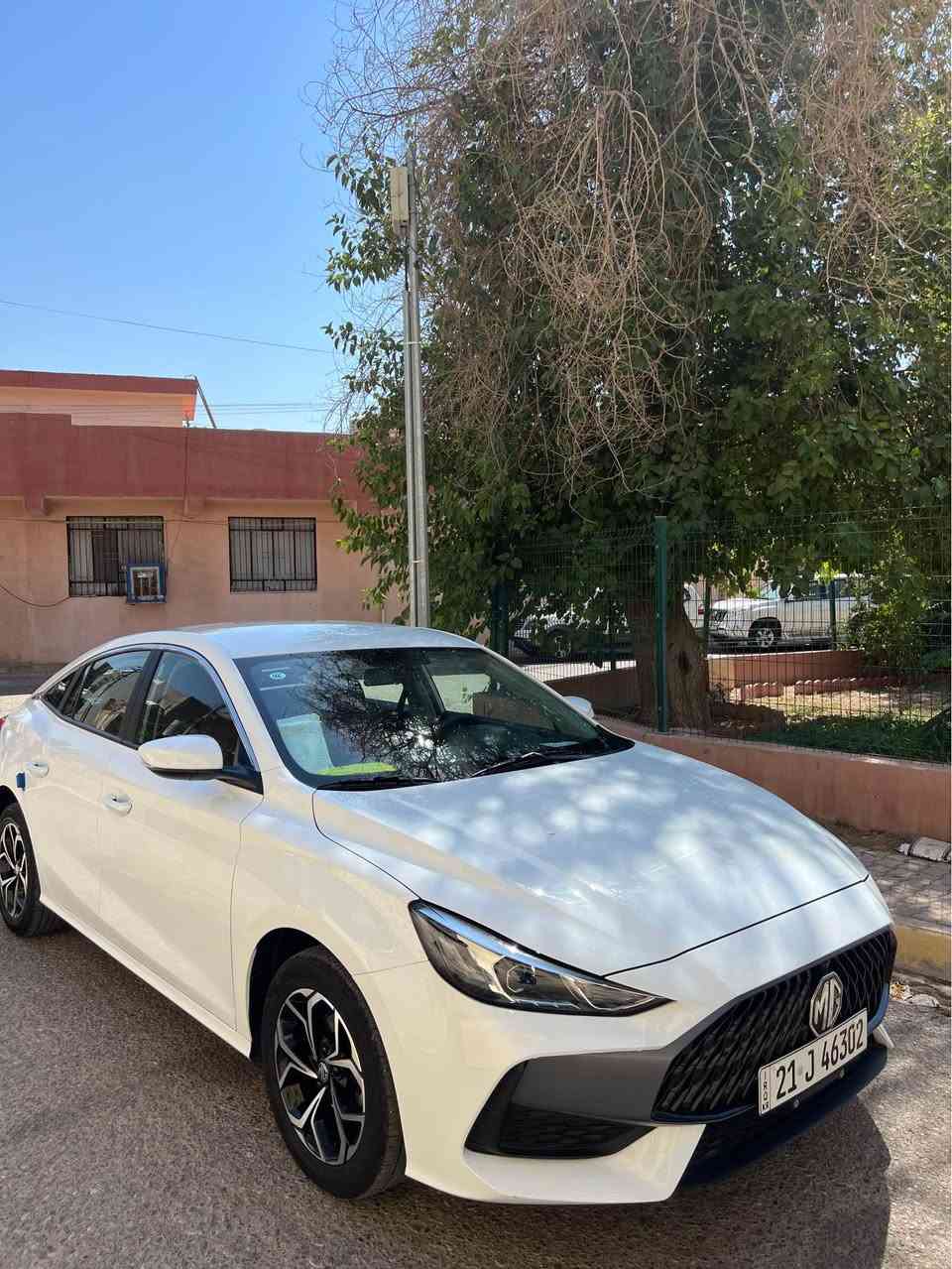 MG GT 2025
بةي دعم بي بوياخ هةيچي نية تةنها دوسةكي توزى قوپاوه
رقةمة بةناوي خومة 
12000km رويشتوه
گيري عاديه 
گيروه مةكينى بةشةرت
سعرى 100$ 
شوين كركوك 
رقم موبايل *********** كركوك, العراق
