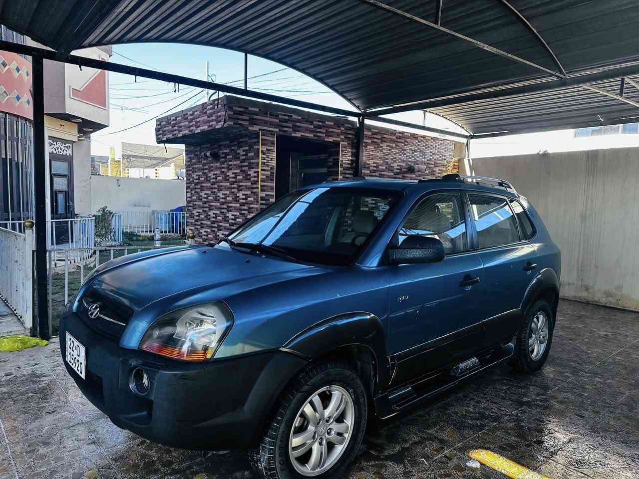 #للبيع توسان 2007.                                                             محرك 2000 محرك وكير نضيفات 
#مصبوغه حزام اثر جراد 
مابيها ضربه ولاتبديل 
السعر 105$
***********
