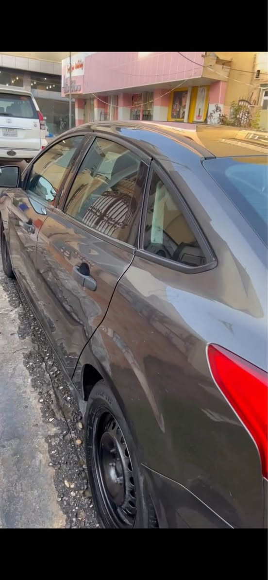 فورت فوكس بو فروتني موديل2016 سياره نفتي يه 2 قتعه سبخ هـه ردو قتعه جملوغن بي ئايرباك 83 هزار كيلومه ترا جوي سياره لوكه ٣ وه ره قه خورامه يي سه ر دي سعري هـينه خار (هـيفيدكه ين تو مشته ري نه بي يسعاجي نه كه) رقمي ته له فوني *********** دهوك, العراق
