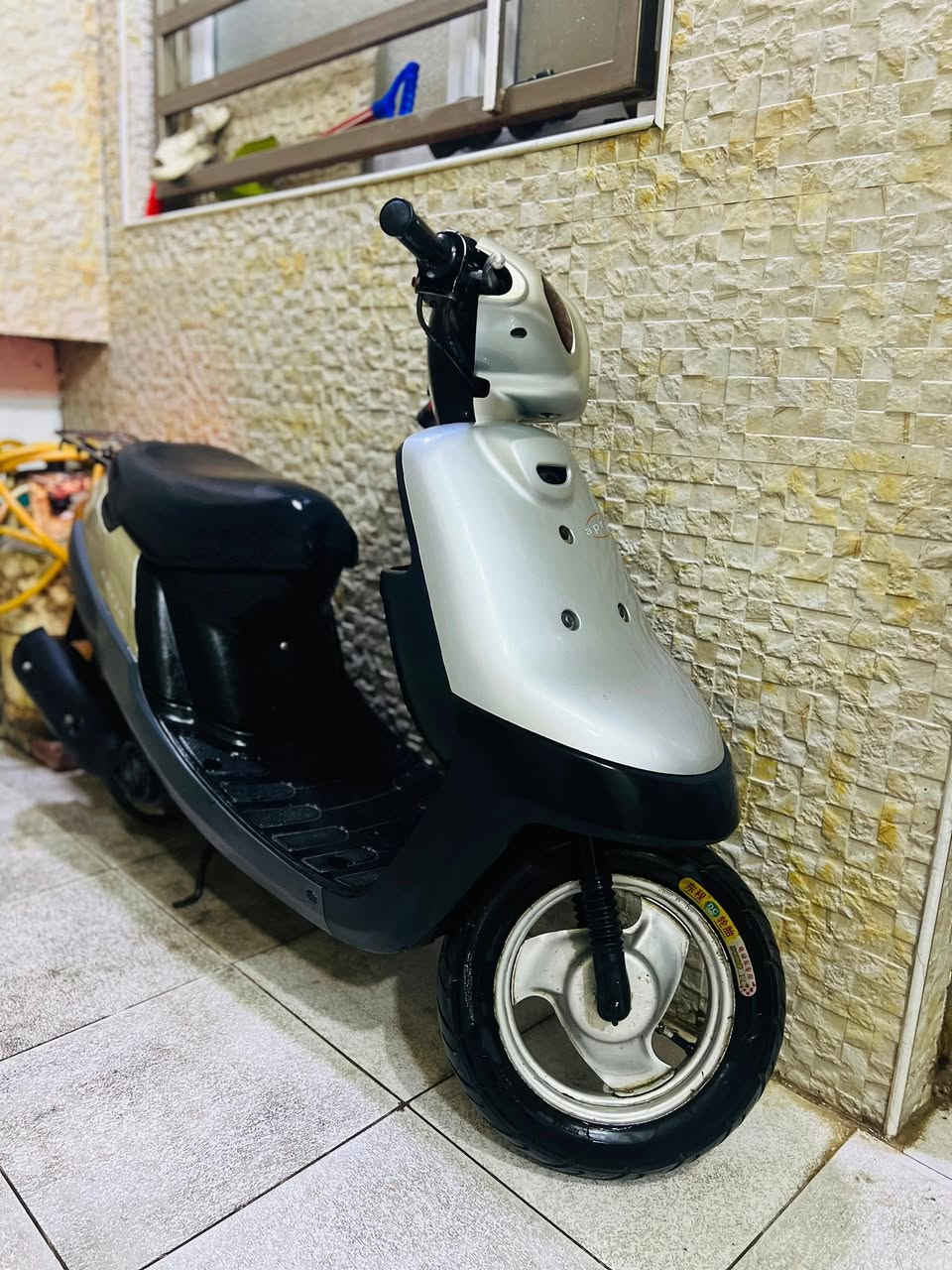 بطه موديل 2000 شرط الفحص كهربائيات كامله سلف هندر كفاله عامه السعر 550 العنوان كربلاء رقم الهاتف ***********
