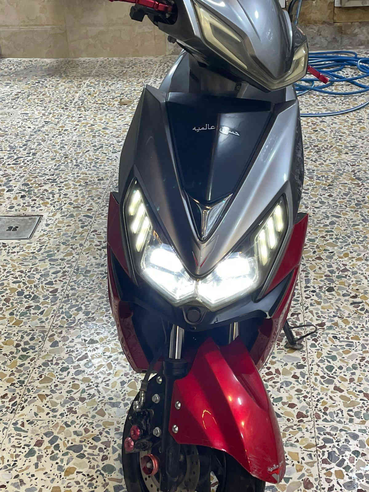 موطور شحن سكنس
بطاريات 10 /10
عدد البطاريات ٦
مثبت سرعه بريك امامي وخلفي موطور نظيف وكلشي مابي شغال السعر ٤٣٠ وبي مجال ***********
***********
