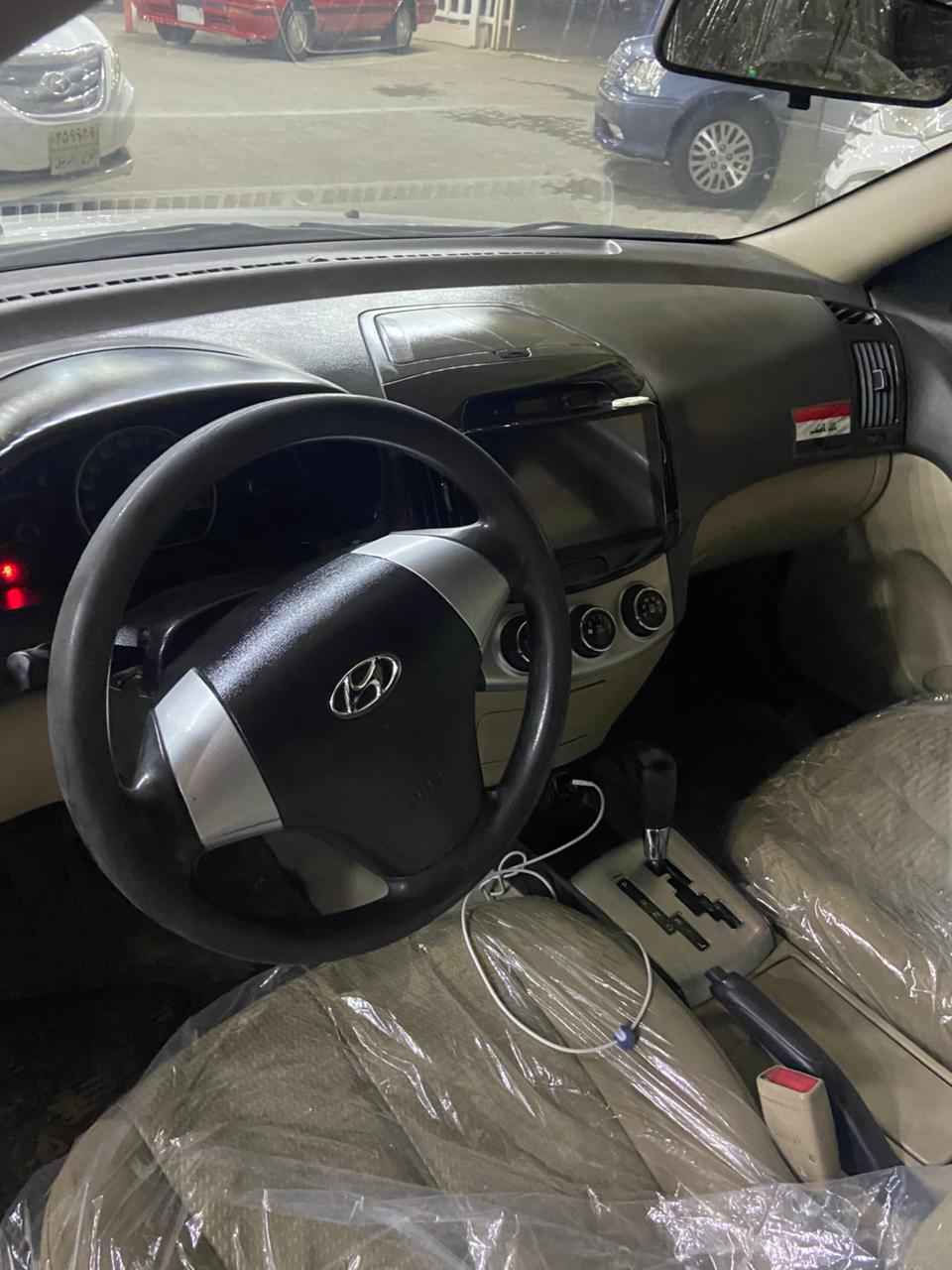 الانتره موديل 2010 السياره جاهزه 
مكينه وكير كفاله وتبريد وحداديه 
إدامه كامله 
بيها اربع قطع بدون دواخل كفاله من الضربه
السعر 88وبها مجال بسيط 
مكاني نجف للاستفسار *********** Singapore
