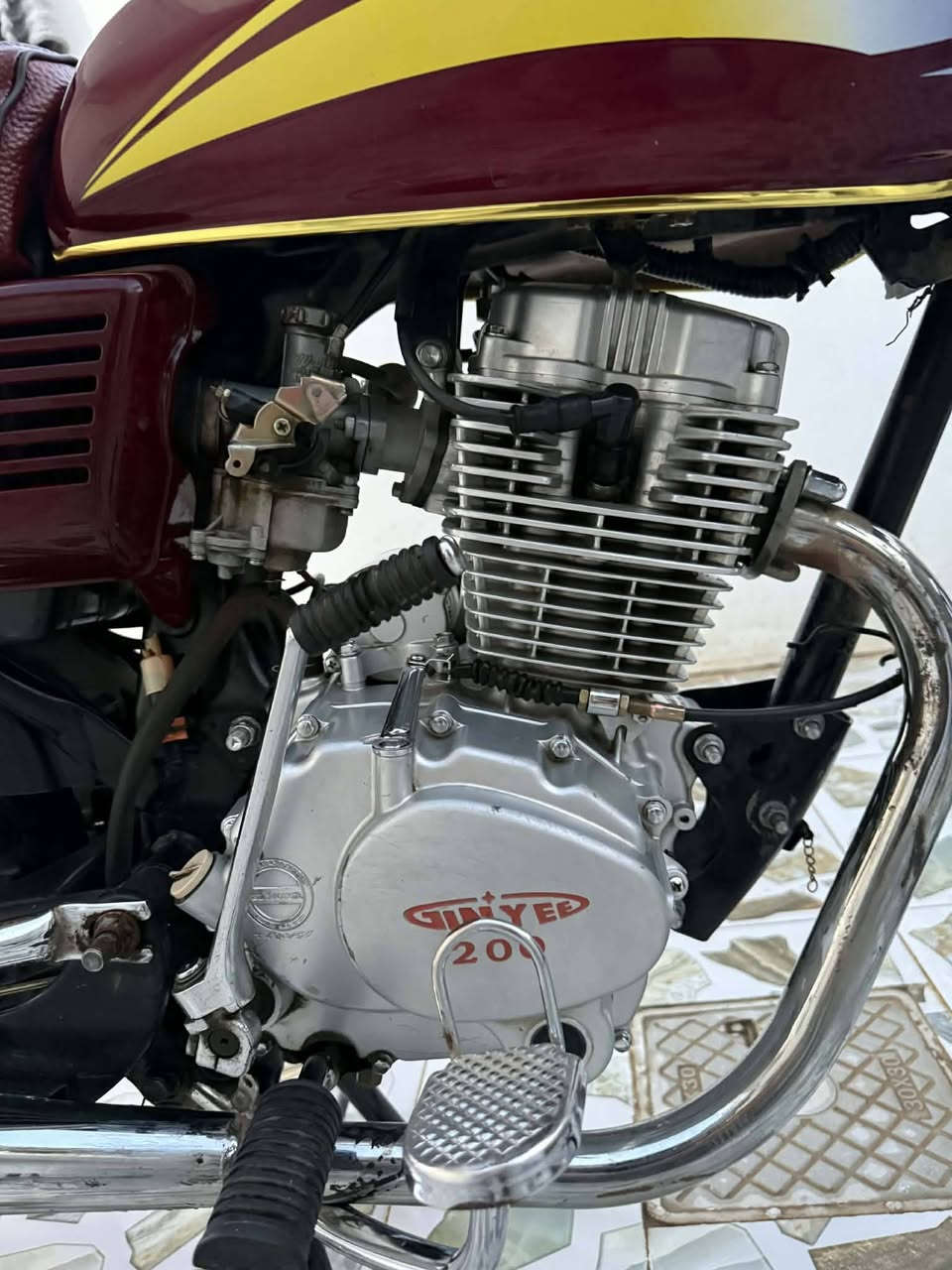 سلام عليكم... مكاني كركوك
دراجه جيني 5 كير محرك 200 موديل 2020 محرك كبس مامفتوح كهربائيات سلف كله شغال نكره سلف لاصوت ولا بخار ولا صرف بشرط اوراق فقط عقد شرط سرقه دراجه نشاط فول سرعه فول او محرك كلش قويه ماناقصه اي شي خير من الله كل جسمه شغال للبيع سعر 430 الف بي مجال للشراي اتصل ***********
