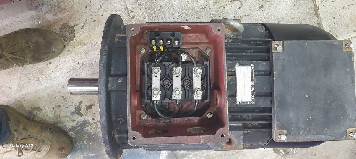 ماطور  فلنجه ١٥ حصان دورة ٣٠٠٠ كرانفس ،،،اربيل، ،*********** ,,توصيل مجاني جميع المحافظات
