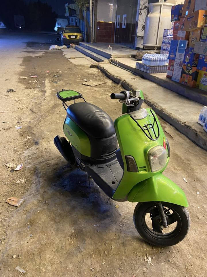 سلام عليكم
ماكس بوليس للبيع موديل 2008 اكفلك من تايل لل تاير بلاد من ناحية سوادات و كفرات  كلة ختم واحد دراجة خير من الله بانزين و دهن و انسة شي اسمة عطل سعر 600 وبيها مجال عنوان بعقوبة قرب مجسر مفرق 

لل تصال ***********
