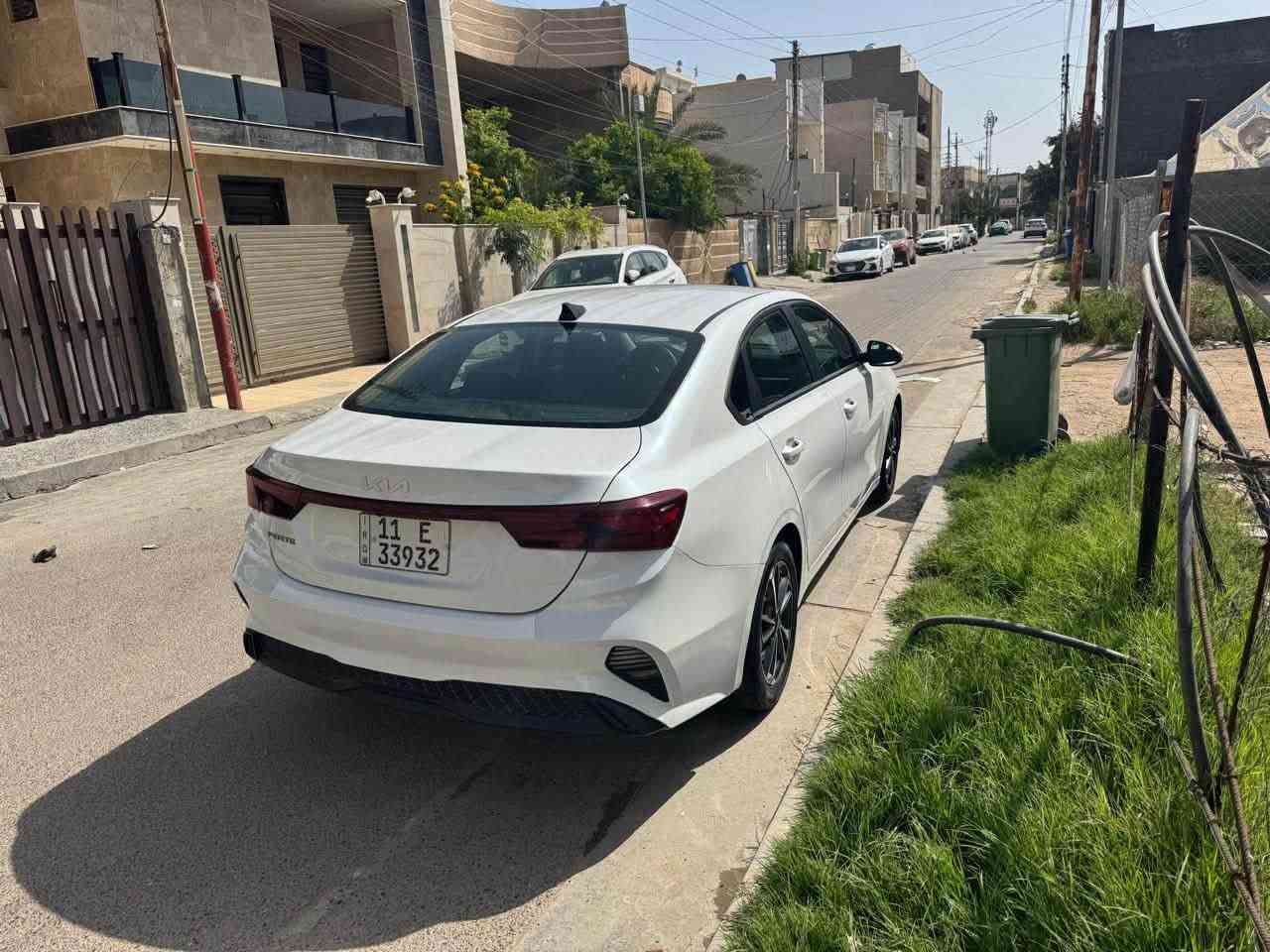 يا الله 

فورتي  2022 

 ☎️ ***********

كير AT رقم وهزه وسنويه جديد 

شاشة جبيرة 

كشنات جلد وكنتارا 

تحكمات ستيرن 

اشاير بالمرايات 

ويل كب 

لايت وبك لايت لد

4 انظمه قيادة 

سعر 140$ بيها مجال قليل

مكان سيارة بغداد حي الجهاد 

سيارة حادثةخلفي جدا بسيط

صور الحادث وسونار وكل تفاصيل بالمنشور
