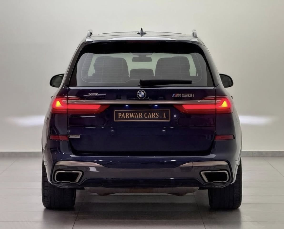 طلب خاص شركة العروش
طلب خاص شركة العروش 
BMW X7 M50i Individual 
بي ام دبليو اكس٧ خليجي شركة العروش طلب خاص ( اندفيجوال) 
موديل : ٢٠٢١ 
الممشى : ٧٥٠٠٠ كم فقط . 
كلين تايتل كفالة عامة 
اعلى مواصفات : 
محرك ٨ سلندر ٤.٤ لتر توين توربو ٥٢٣ حصان . 
جگات Air suspension 
٧ راكب 
رادارات ٣٦٠ ( مانع تصادم ) 
كاميرات ٣٦٠ درجة 
قيادة ذاتية ( autopilot ) 
اوتو پارك auto park 
مساعد رجوع auto reserve 
ابواب شفط
بانوراما 
سقف روز رايز Sky Lounge View 
سقف كنتارا 
‎مقاعد جلد + خزن + هيتر + تبريد 
مقاعد مساج 
سماعات من نوع harmon/kardon 
حاملات اكواب تسخين + تبريد 
گير كرستال 
شاشات خلفية 
پردات خلفية كهربائية 
داشبورد خشي 
انارة داخلية متغيرة Ambient lighting
اضائة ترحيبية 
ويل طلب خاص BMW Individual 
وغيرها بعد مواصفات 
-
السعر : 62.000$ 
للاستفسار اكثر التواصل عبر الواتس اب :
***********
