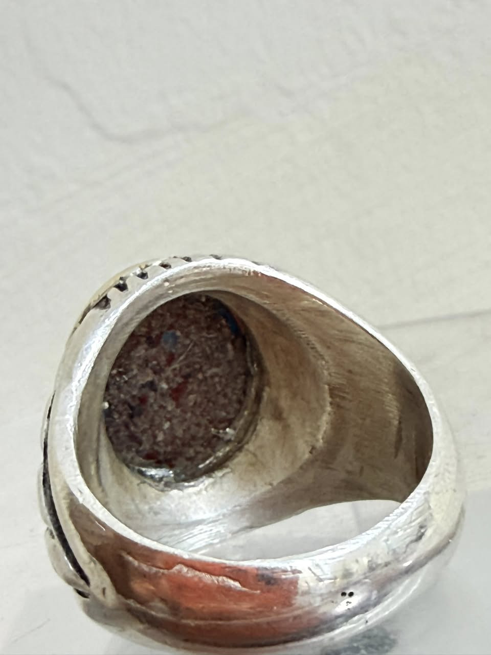 لعشاق الجمال والتحف 
قطعة من الفيروز السينائي لبة صافية زراك فول الفول صياغة بمبع داير ذهب 21  شرط تفحص الذهب يلا تاخذ 
***********
