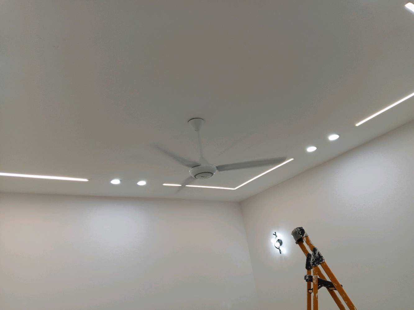 المهندس  للتأسيسات الكهربائية والصحية داخل بغداد وباحدث الطرق للاستفسار 
المراسله او الاتصال ع الواتساب 
0774 829 1594