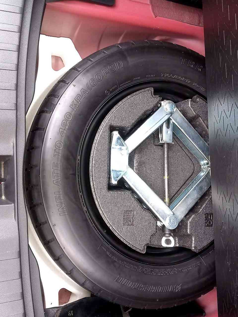 سلام عليكم
راف فور 2024 هايبرد
فئة لمتد فول مواصفات 
دخول جديد مرقمه كامله بغداد
حادثه باب السايق ومبدل نفس الون 
ايرباك برده وكشن فقط 
بدون شواصي بدون دواخل 
بجم كبس 
ماشيه 26mi
ترحيب 
شاحن لاسلكي 
بصمه جميع الابواب 
كشنات تدفئه وتبريد 
كشنات خلفيه تدفئه 
كامرات 360 درجه 
5كامرات
 دمام
بصمه تشغيل
دخول ذكي 
فتحه سقف
صندوق كهرباء فتح بل قدم 
استرين تدفئه 
رادار امامي(تحديد مسار-مانع اصطدام)
رادار جانبي(نقطه عمياء)
رادار خلفي( تحذير من اصطدام)
تحكم وضعيات القياده 
مانع انزلاق
اوتو ستارت auto start
اوتو هولد auto hold
تحكمات ستيرن 
تبريد قطعتين
ليد +كشاف 
بعد هواي مواصفات 
السعر :280
العنوان:بغداد العامريه 
رقم التلفون 
***********
***********
