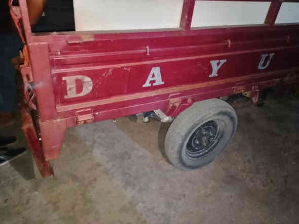 السلام عليكم ستوته لبيع موديل 17 اوراق بغداد السعر مليون وبيها مجال المكان كوت حي الحكيم الثانية  الاتصال ***********
