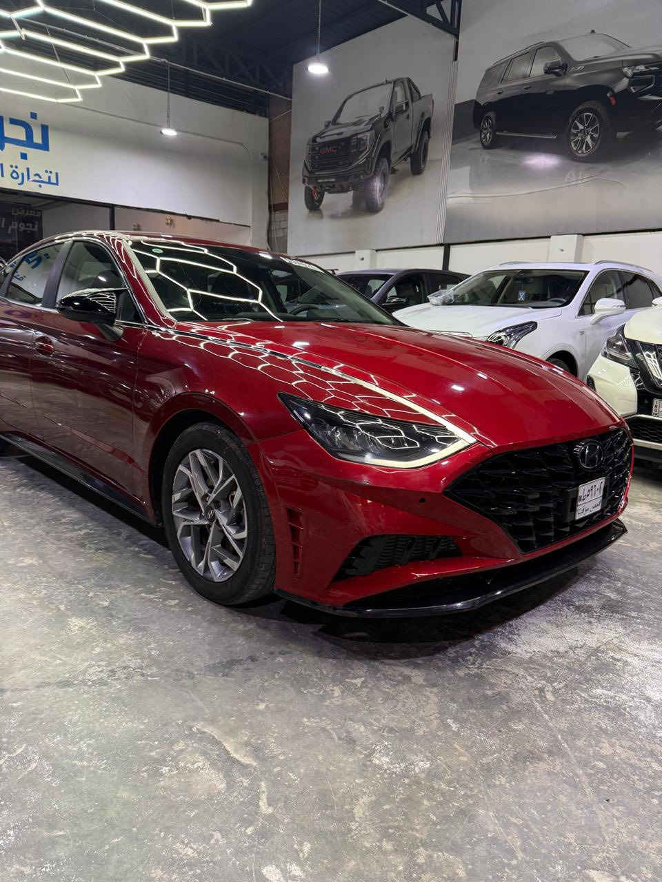 السلام عليكم للبيع هونداي سوناتا موديل 23

وارد امريكي الضرر جاملغ وبنيد فقط 

محرك 2500 

بدون رقم 

رادارات اماميه خلفيه جانبيه 

تحديد مسار 

توقف ذاتي 

العداد 52,600 

كشن كهربائي تدفئه 

تحكمات ستيرن 

شاشه كبيره وباقي المواصفات اللي معروفه بالسوناتا

الحادث موضح بالصور داخل المنشور
السعر 145 
الاتصال ***********
