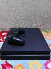 بلاي ٤ سليم • مهكّر قرص • ١٢-١٣ لعبة