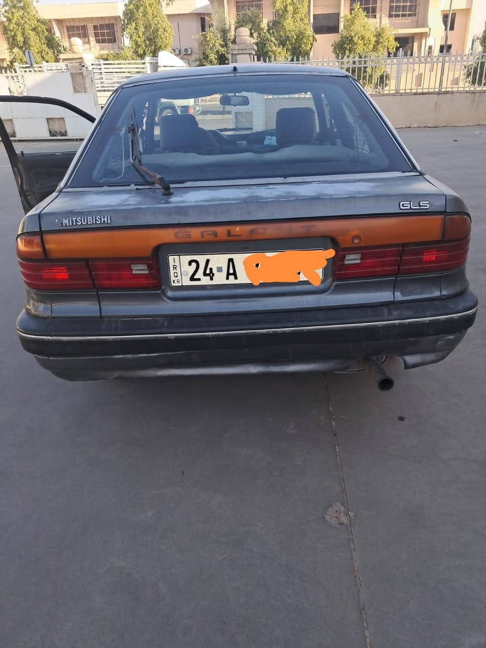 كانت موديل ١٩٩٢ بدون دعم و صبغ محرك ٦٣ تبريد شرط كير عادي سنوية لغاية ٣٠ هزه جديده رقم دهوك باسمي طخم تايرات جديد طخم الأمامي والخلفي جديد السياره جاهزه لاستفسار *********** متواجد على الفيس بوك و واتس اب الحمدانية, نينوى
