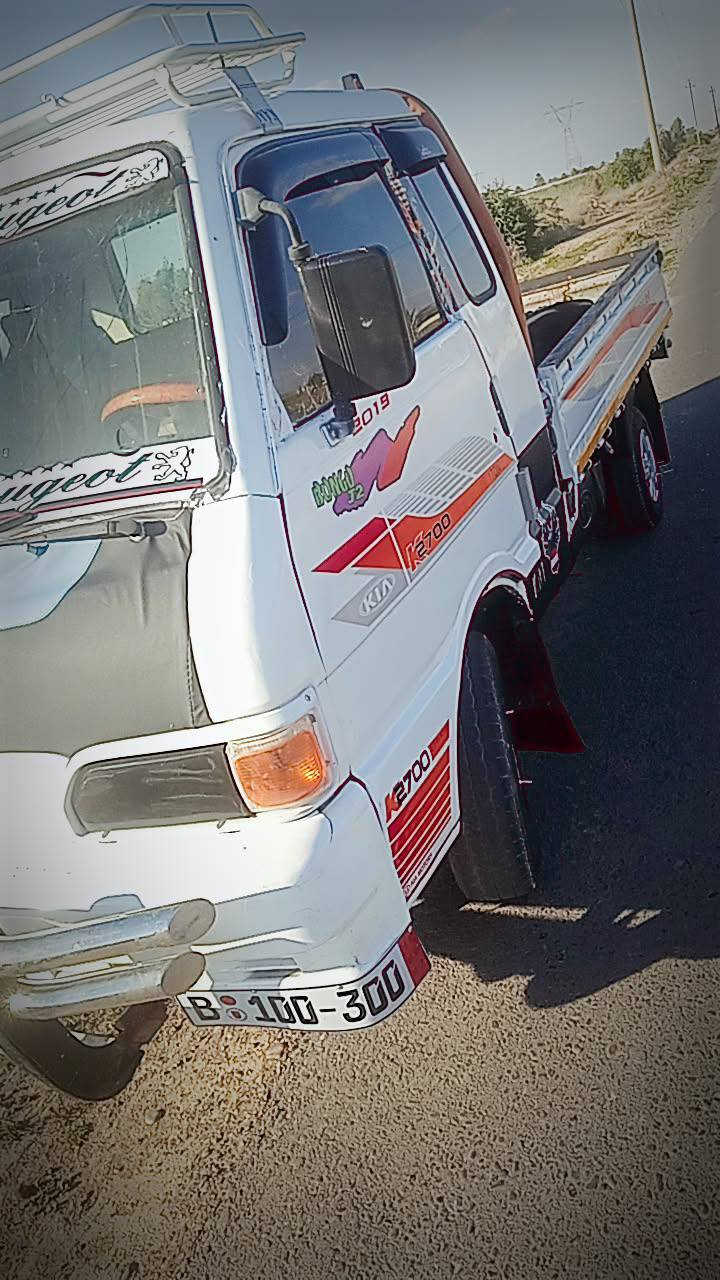 السلام عليكم من رخصه ابو الجروب المحترم كيا بنج و للبيع موديل 95 جير مكينه وصدر رقم شاصي كهربائيات خير من الله المكان العبايشي اطراف التاجي السعر 52 وبيها مجال ***********
***********
