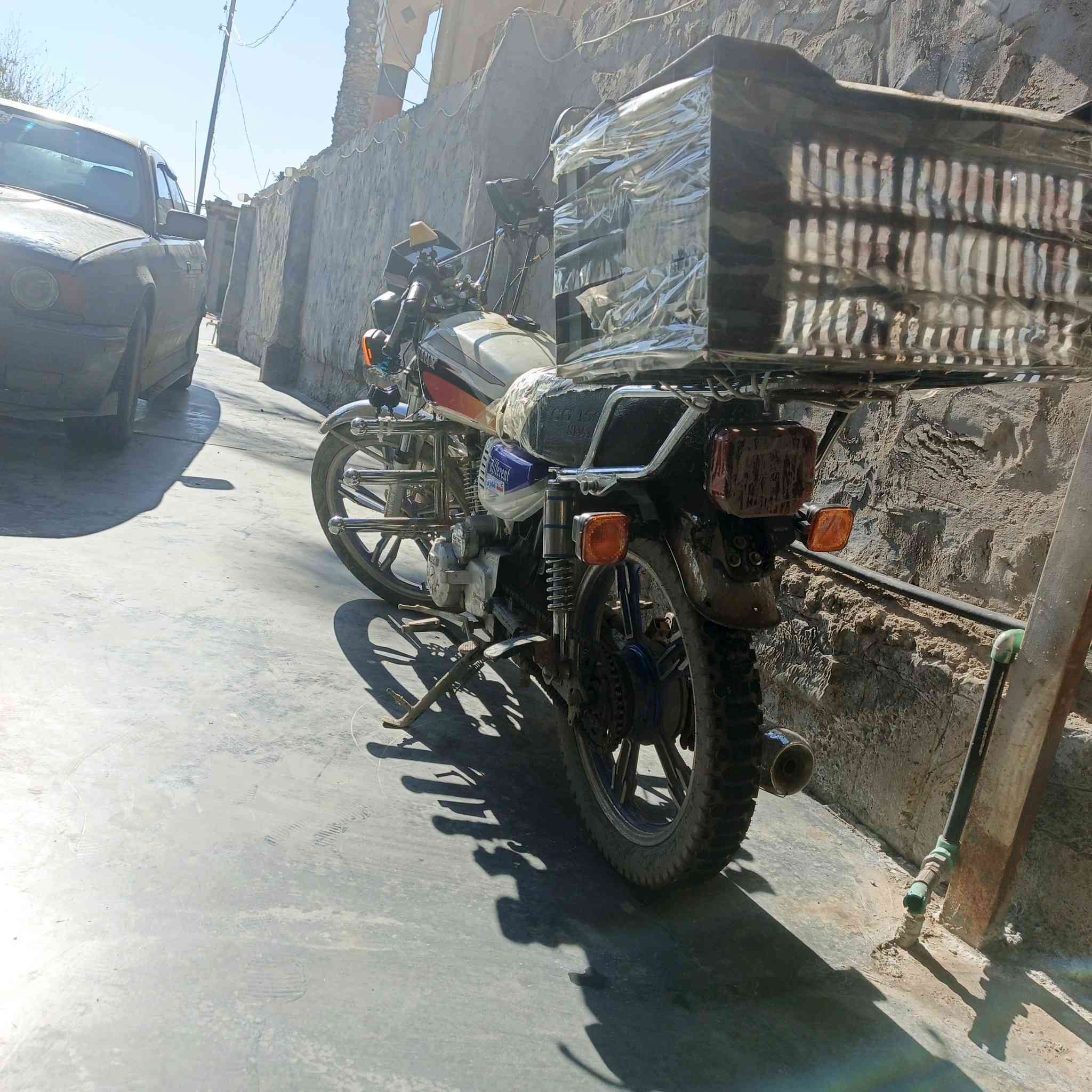 سلام عليكم دراجه ايراني سيفان موديل 21 محرك خير من الله شلعه معدل فول دراجه مانغصه شي ابي ثري بيها بس يرادله فيلسه.. فيلسه بصيطه وجاملغ امامي مكسور دراجه خير من الله هي گدام عينك سعر475وبيه مجال مكاني تاجي قريت عواد متواجد قليل ع فيس الاستفسار الاتصال على الرقم ***********//

0788 436 7273
