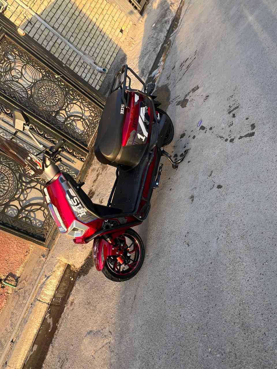 السلام عليكم دراجه شحن 6باتري سرعته 80حقيقي ملف 2000
دراجه خير من الله 
السعر 650وبيه مجال 
مكاني بغداد فلكة حي النصر 
***********واتساب
