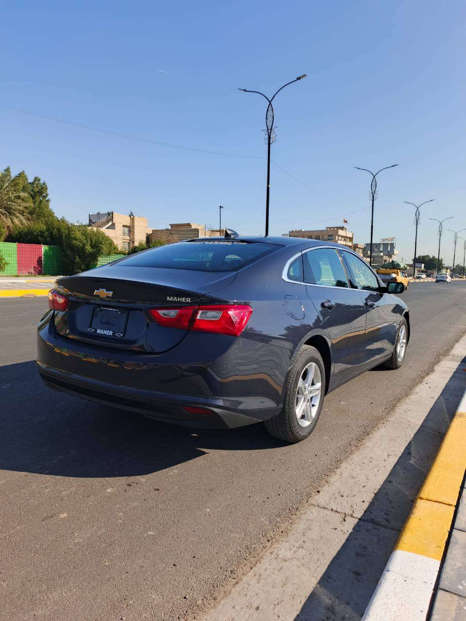 سلام عليكم 
للبيع 
شوفرليت ماليبو
موديل 2025  زيرو ماشية 900 ميل 
حادث بدون تبديل بدون صبغ ليبل واحد 
بيه بارد جاملغ أمامي جهة السايق وطرف البنيد كلش قليل 
سعر ١٥٨ورقة بدون رقم تترقم بغداد 
مكانه بغداد 
 للاتصال *********** واتساب موجود
