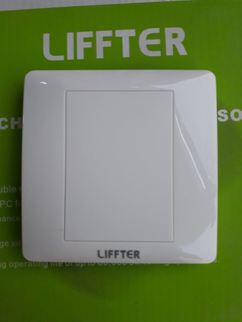 وصول غطاء الغاء بوكس كهرباء اصلي ديكور 
اللون الأبيض
تعبئة الكرتون 200  قطعة 
سعر الكرتون   80000   دينار 
سعر القطعة   400  دينار 

واتساب الحجز //

          ***********
