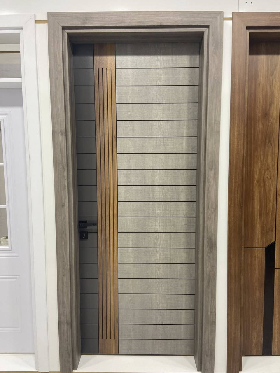 هذا جزء بسيط من الموديلات

وأسعار تنافسية 

🚪✨معرض الجوهره للابواب التركية

أبواب داخلية وخارجية بتصاميم عصرية وجودة عالية
نقدّم:
• أبواب HDF تركي
• أبواب خشب طبيعي 100٪
• أبواب حديد خارجية تفصيل حسب الطلب

🎨 اختر اللون، النقشة، والقياس…
وإحنا ننفذها بدقة وجودة تدوم

📍 العنوان: الكوت –زين القوس- شارع الجوبه
📞 للاستفسار:
***********
 ***********

الجوهرة… لأن بابك لازم يكون بمستوى ذوقك
