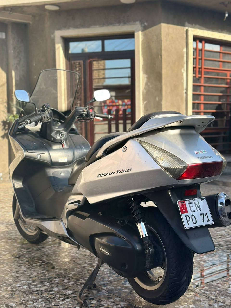 اسلام عليكم شباب للبيع سلفر ونج600مكينه هاون بيه شلعه تاكل الكاع مكان الدوره للاتصال *********** متواجد عله الخط فقط
