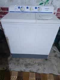 غساله ١٤ كيله • غسيل وتنشيف • حي طارق