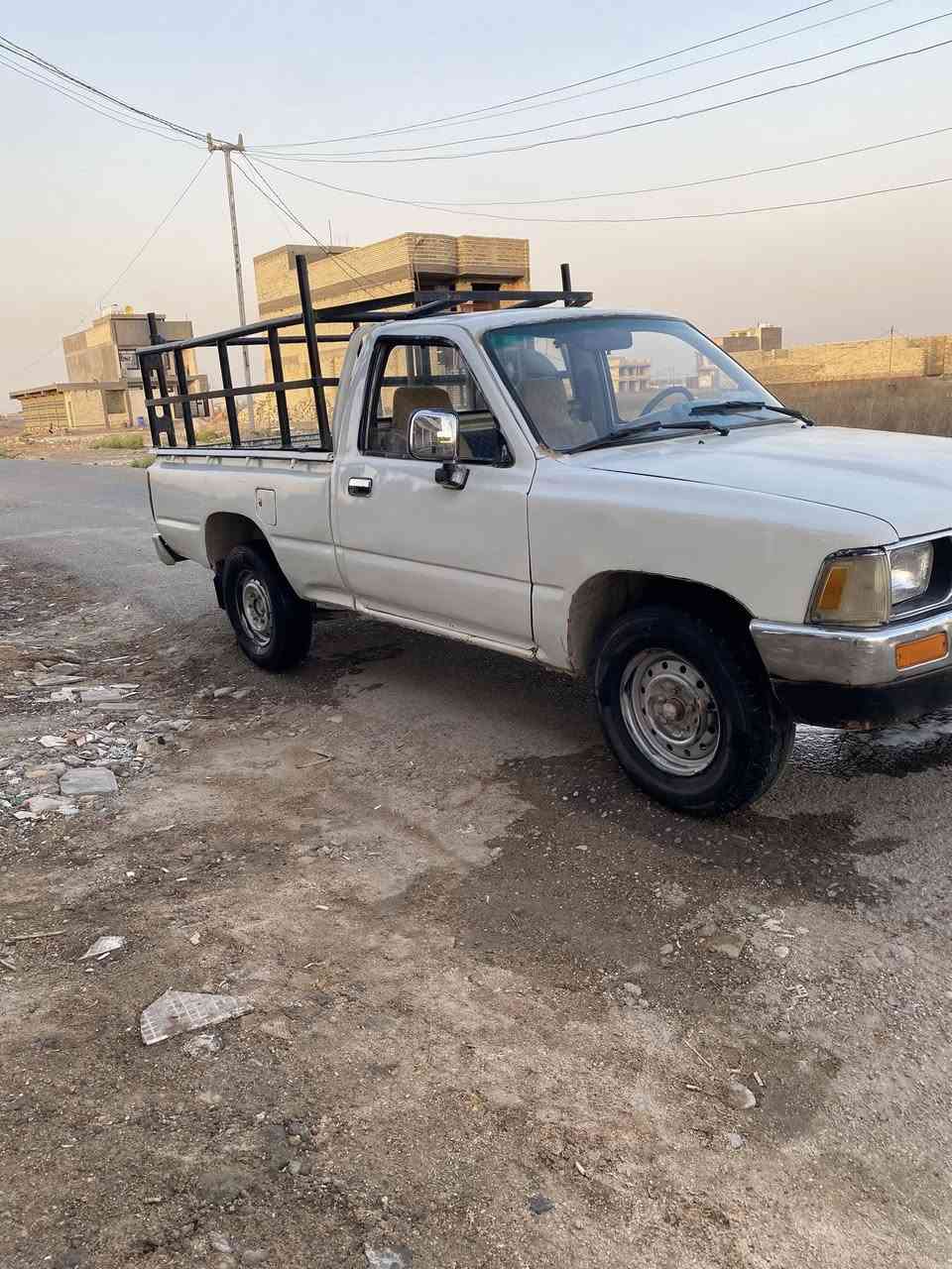 سلام عليكم بيكم البيع 
رقم بغداد بسمي السعر ٣٥ 
   ***********
