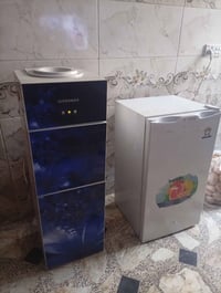 ثلاجة • براد حار وبارد • نظيفة