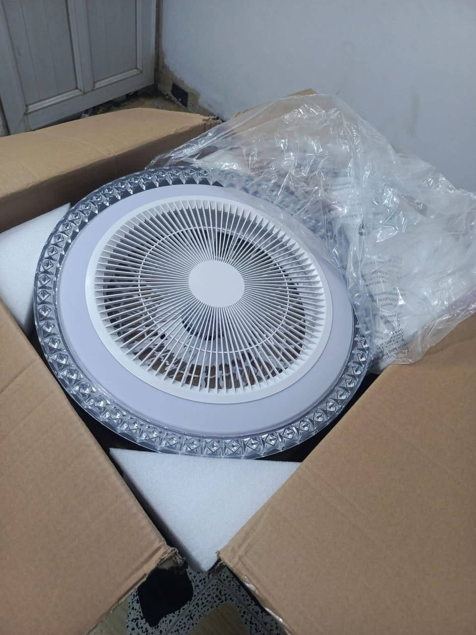 السلام عليكم اخوان ،،،،
مروحتين سقف السعر 75,000 الف 
وتوصيل مجاني على اول تم


**إذا كنت صاحب هذا الإعلان وتريد حذفه لأي سبب، رجاءا أرسل رسالة إلى الدعم الفني**