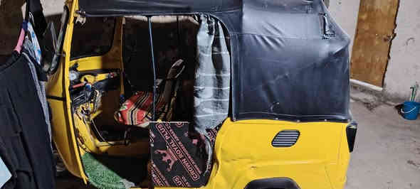 سلام عليكم تكتك بياجو للبيع مديل 19رقم وسنويه محرك تحوير تي في اس جديد مامفتوح سعر 4مليون وربع *********** شط العرب تنومه البصرة
